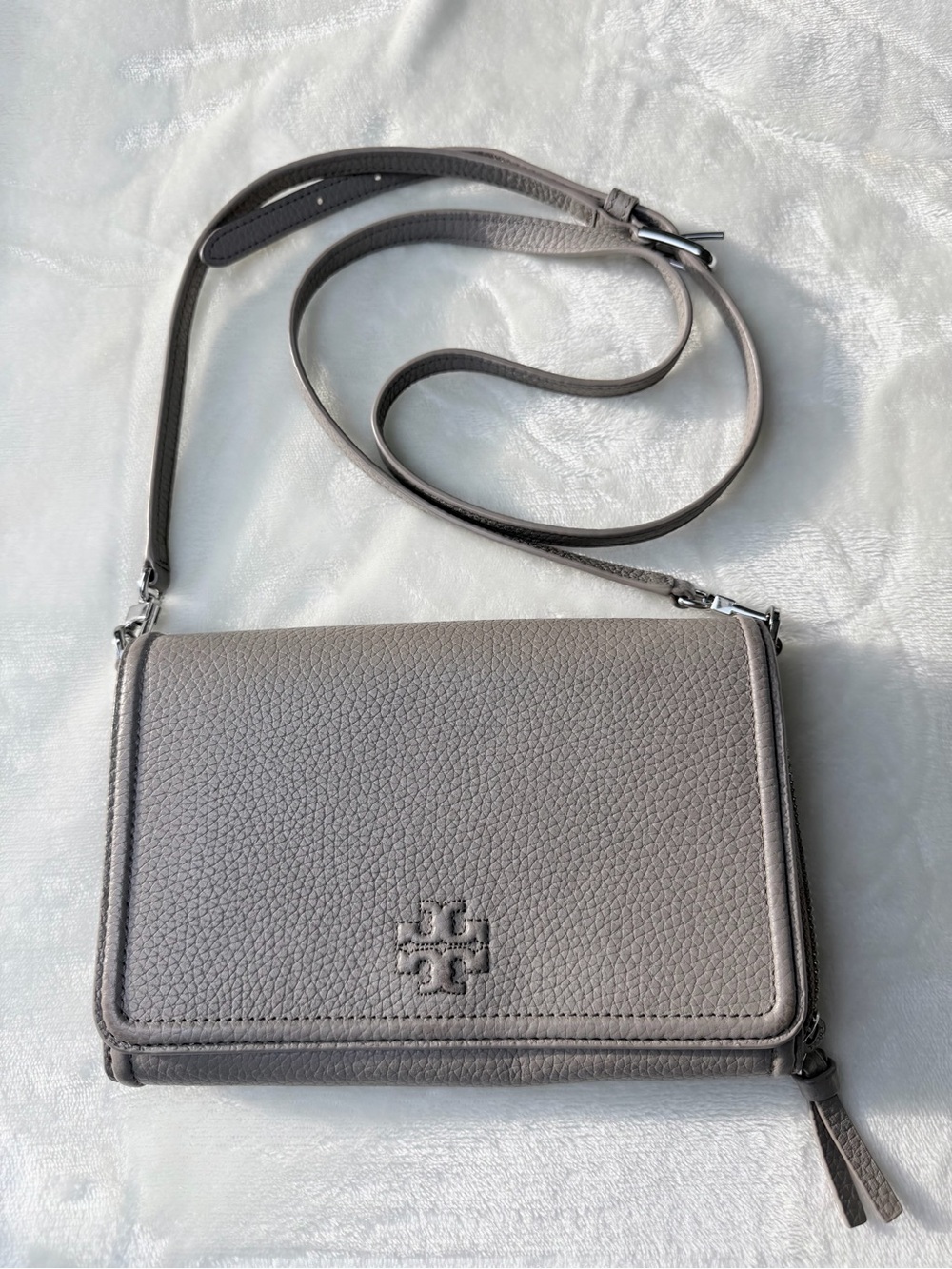 Tory Burch Pebble Leather Crossbody Flap Bag Gray Double Zip.